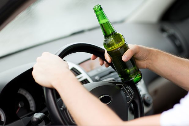Se for dirigir não beba. Se for beber, me chame!